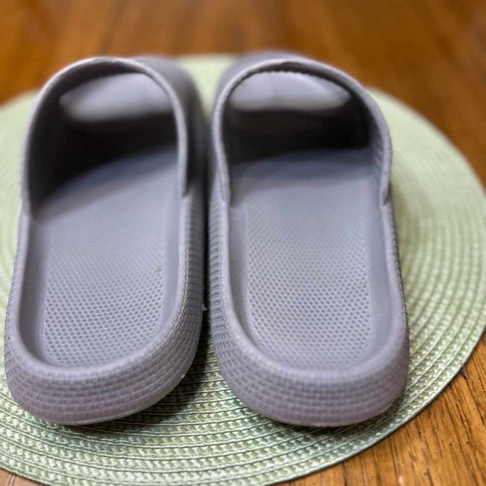 Women's Gray Slide Sandals - Picture 6 of 10